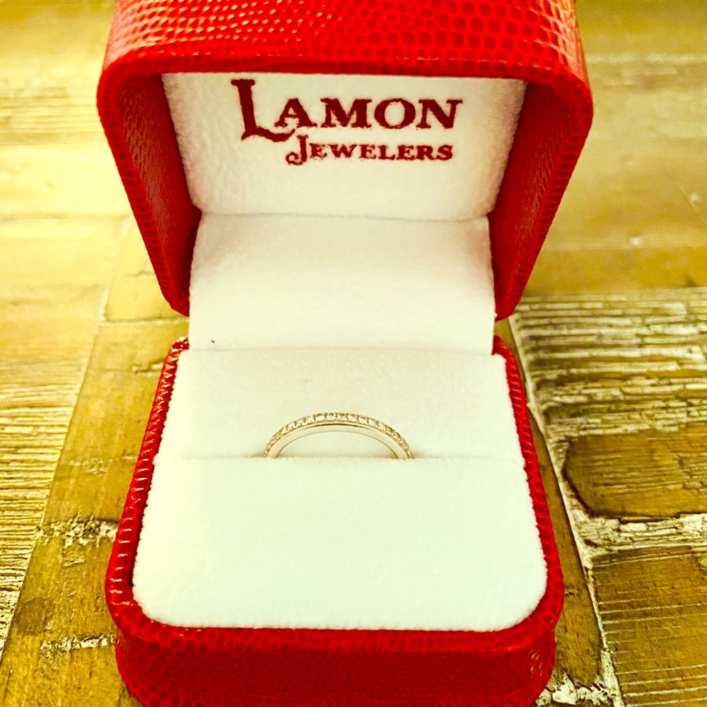 Women’s Wedding/Anniversary Band